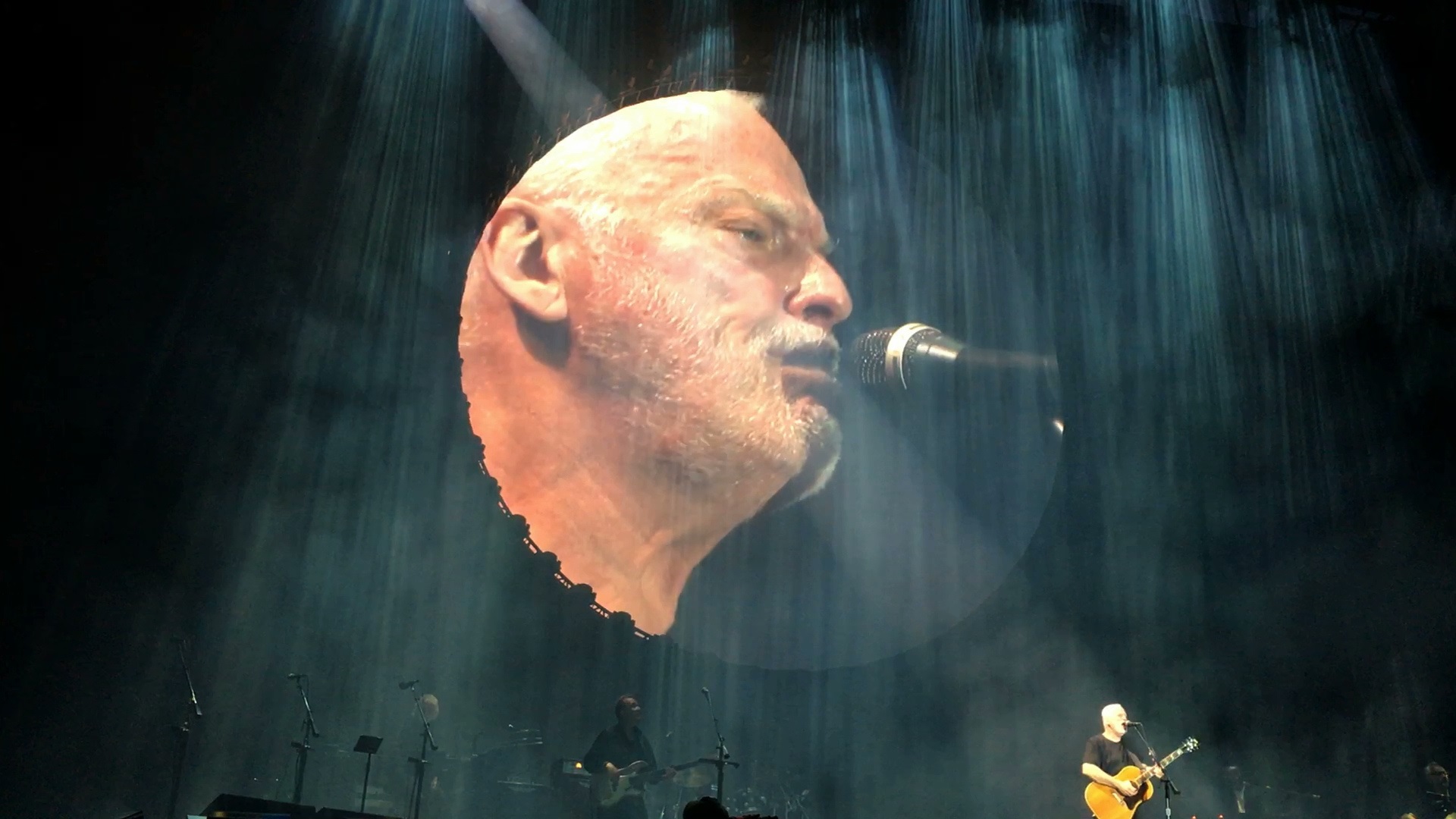 Rolling Stones e David Gilmour: la cultura che accende i sentimenti e produce economia