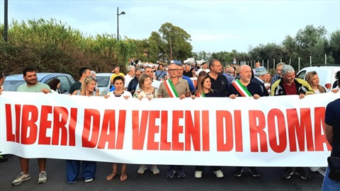 Ad Albano Laziale, Massimilano Borelli, Sindaco PD è stato sfiduciato. La vecchia politica risorge come l'Araba Fenice